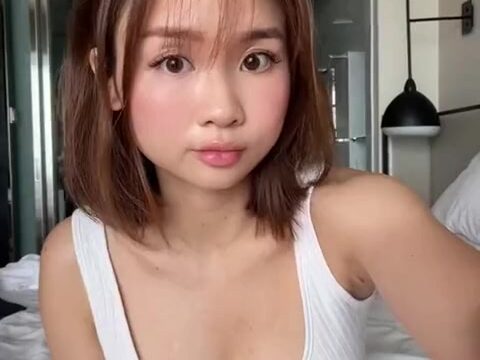 Imyujia Show Big Boobs on cam Onlyfans Leak